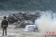 紫微算命西藏军区某部高原峡谷实弹射击 锤炼实战能力